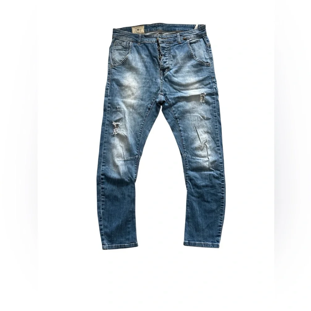 Zara Man Distressed Denim Jeans Size 34 Light Wash Slim Fit